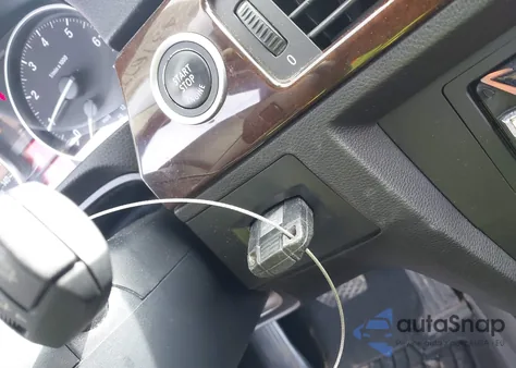 2011 BMW 328I из США, поврежденный, VIN WBAPH7C59BE674996